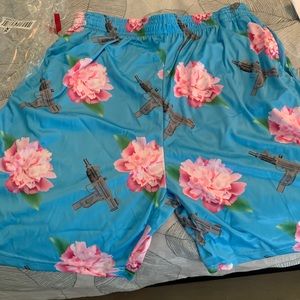 XL shorts
